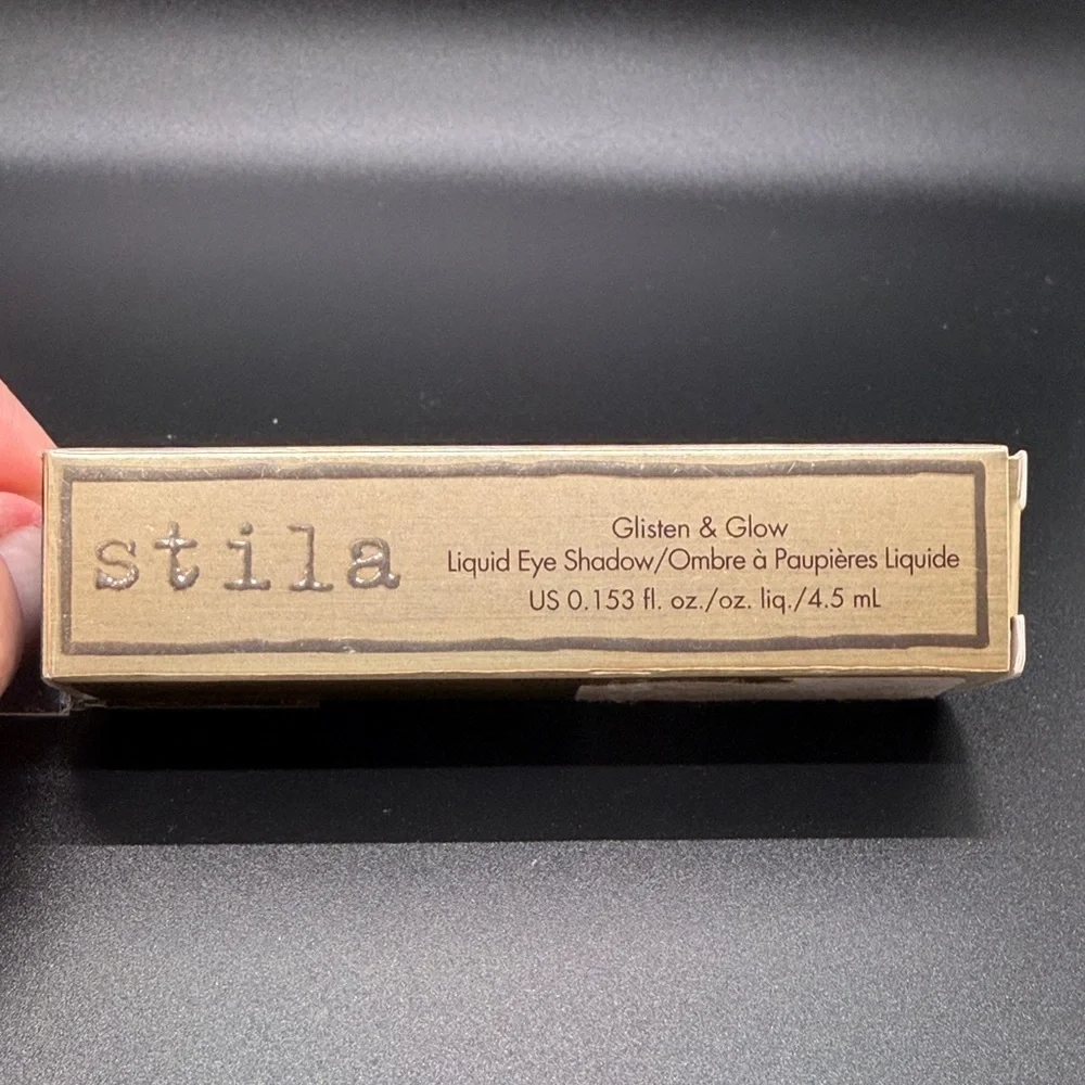 Stila Glisten & Glow Liquid Eye Shadow in Waterfall